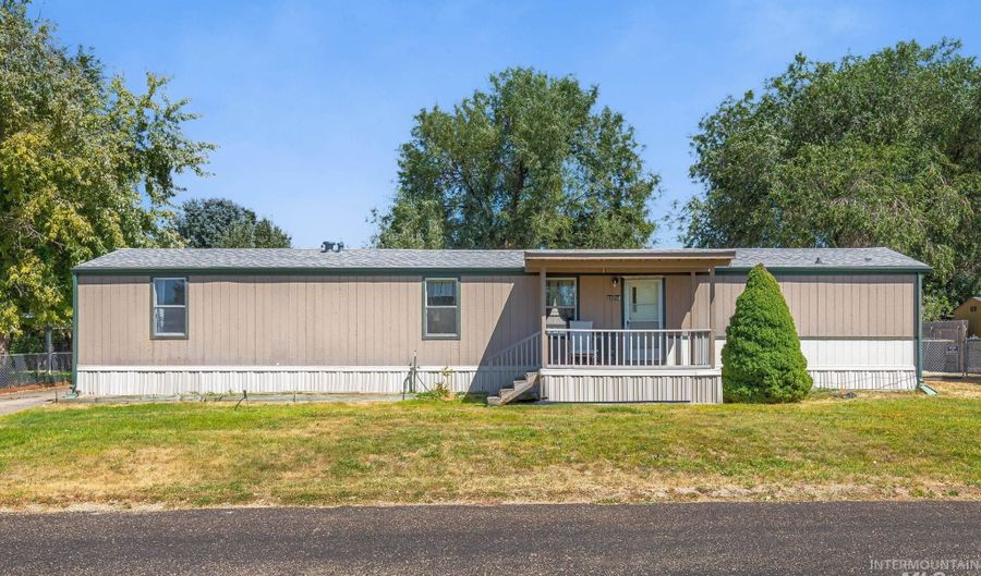 24764 Sunburst Dr, Caldwell, ID 83607 - 2 Beds, 2 Bath