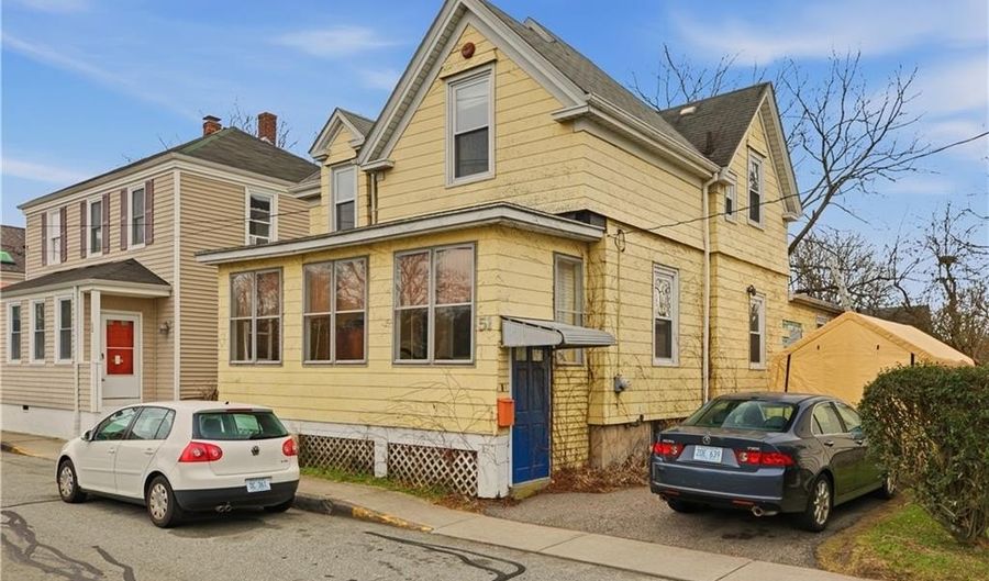 51 Warner St, Newport, RI 02840 - 3 Beds, 2 Bath
