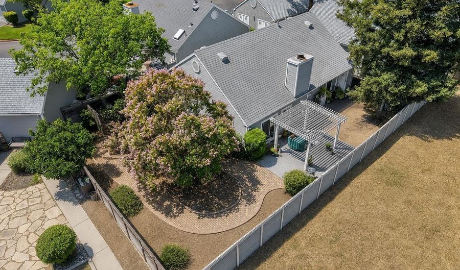 1619 Somerset Pl, Antioch, CA 94509 - 2 Beds, 2 Bath