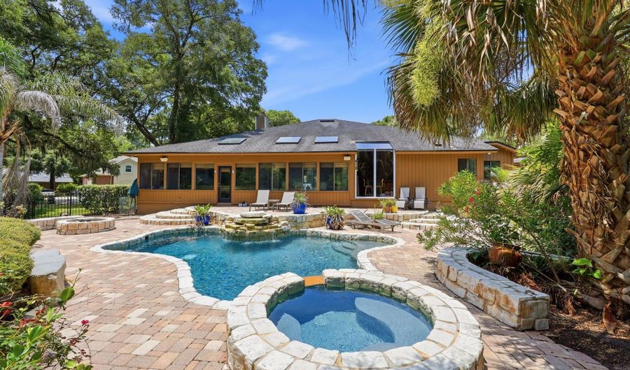 1978 BRISTA DE MAR Cir, Atlantic Beach, FL 32233 - 4 Beds, 3 Bath