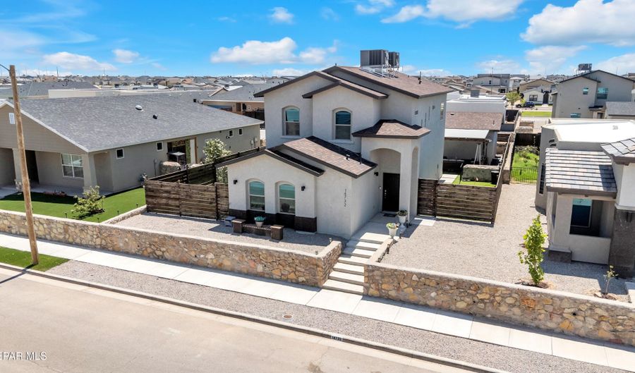 14732 TIERRA HARBOR Ave, El Paso, TX 79938 - 5 Beds, 4 Bath