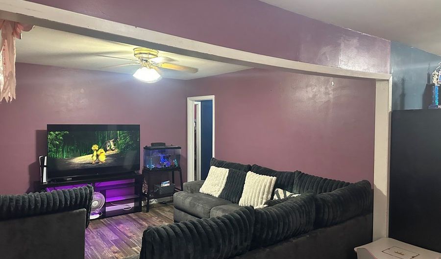 205 Fisher St, Batesville, MS 38606 - 2 Beds, 1 Bath