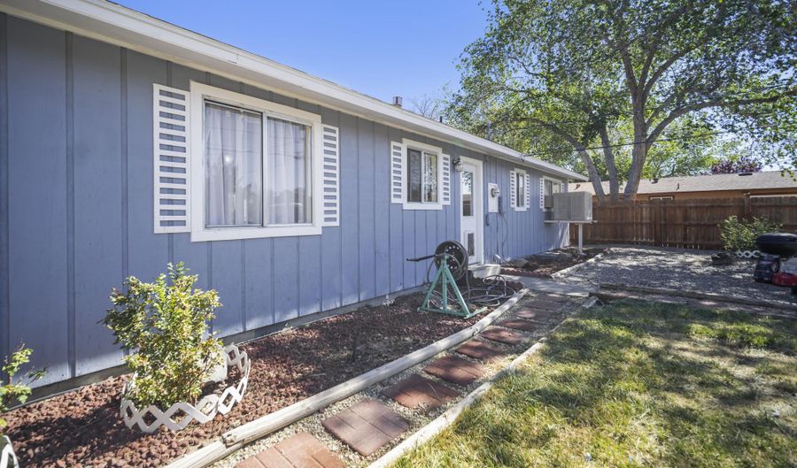 135 McCart St, Fernley, NV 89408 - 3 Beds, 2 Bath