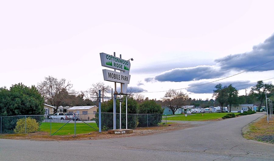 7252 Whitehouse Dr, Anderson, CA 96007 - 2 Beds, 2 Bath
