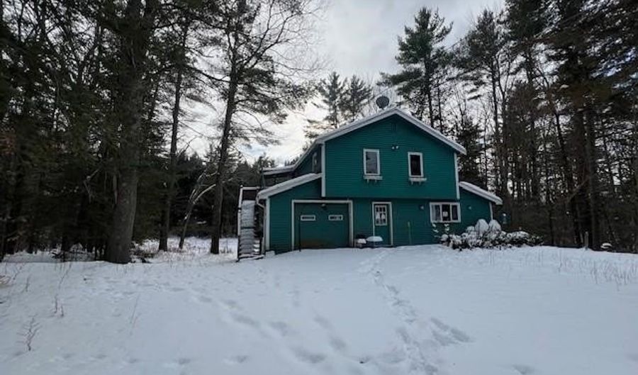44 Arlene Dr, Belmont, NH 03220 - 5 Beds, 2 Bath
