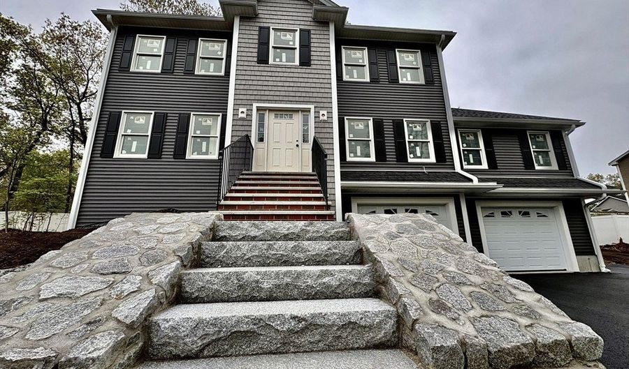 11 Beverly Rd, Billerica, MA 01821 - 4 Beds, 4 Bath