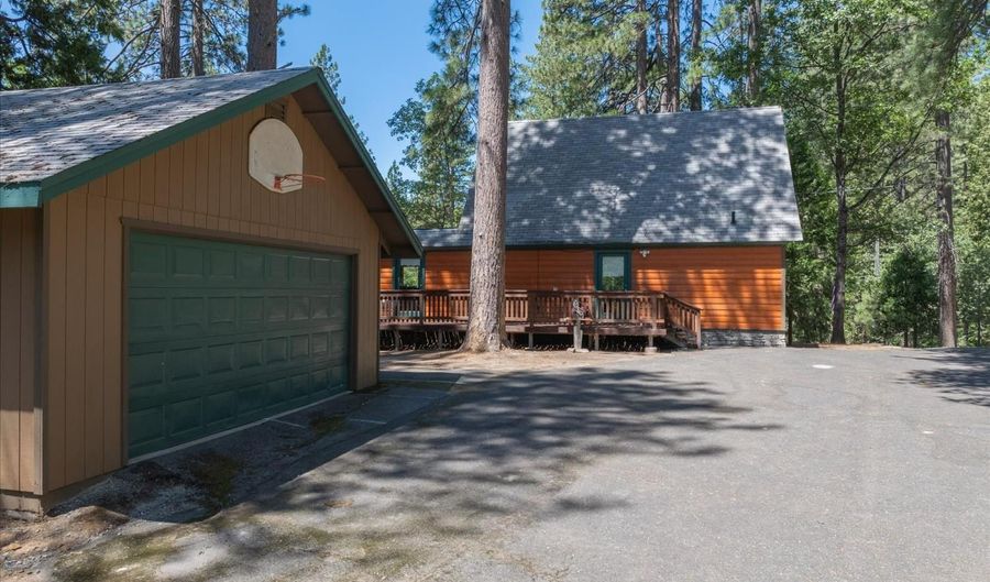 1887 Lightning, Arnold, CA 95223 - 2 Beds, 1 Bath