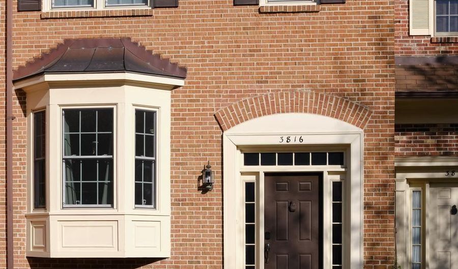 3816 USHER Ct, Alexandria, VA 22304 - 2 Beds, 3 Bath