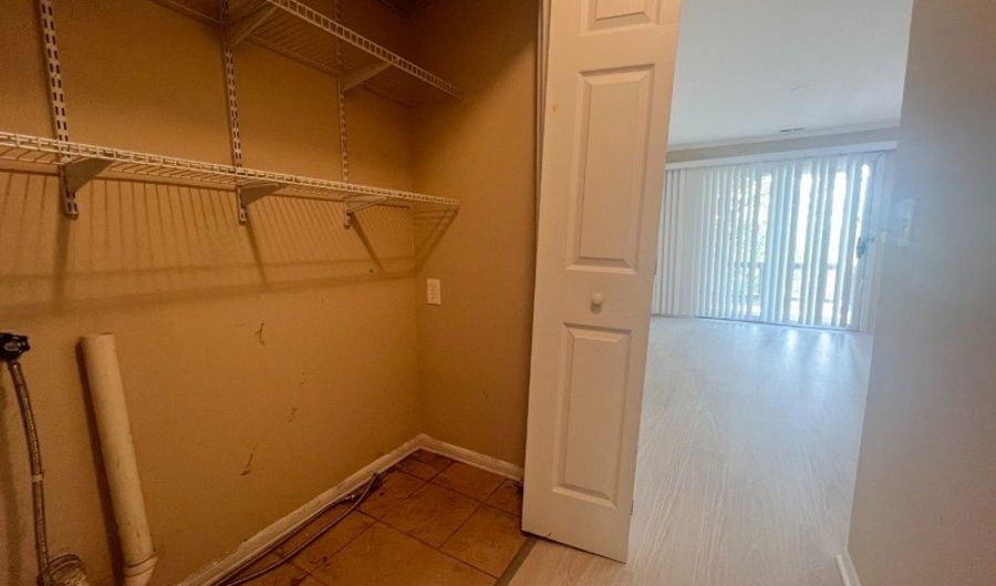 23 Wimbledon Dr 9, Alloway, NJ 07462 - 2 Beds, 2 Bath