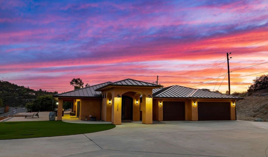 3023-25 Via Viejas, Alpine, CA 91901 - 5 Beds, 6 Bath