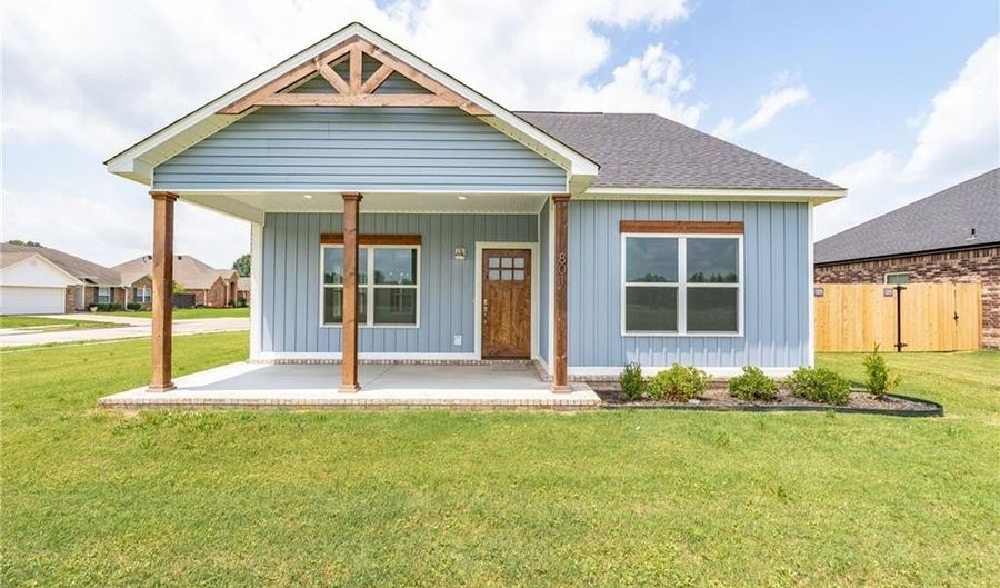 801 Avondale Dr, Alma, AR 72921 - 3 Beds, 2 Bath