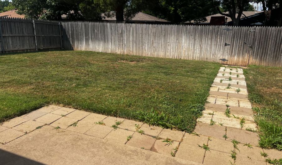 6305 RUTGERS St, Amarillo, TX 79109 - 3 Beds, 2 Bath