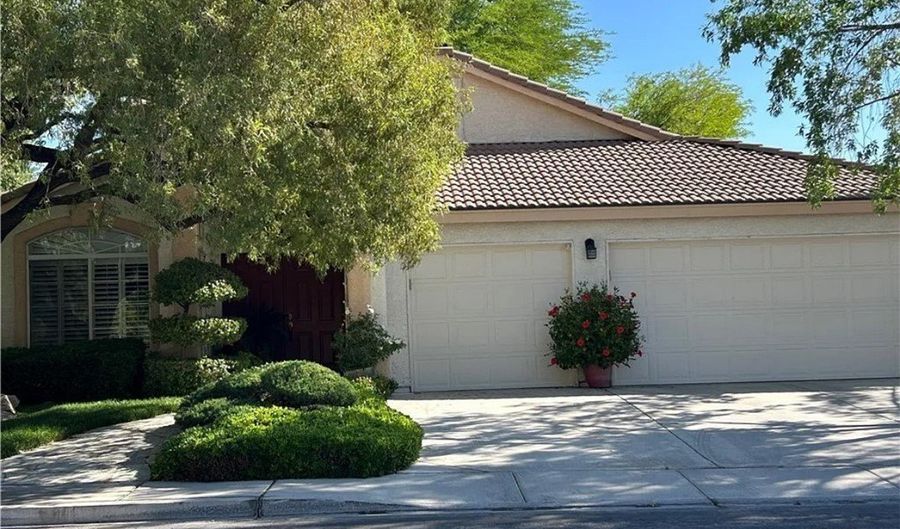 1782 Castro Hill Ave, Henderson, NV 89012 - 4 Beds, 2 Bath