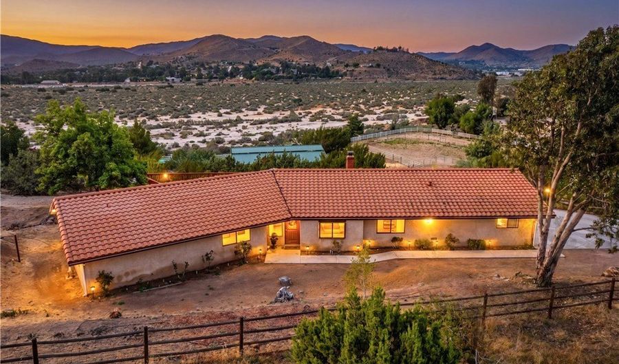 31751 Lake Meadow Rd, Acton, CA 93510 - 3 Beds, 3 Bath