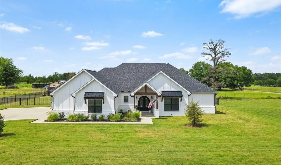 11 Nicklaus Dr, Sulphur Springs, TX 75482 - 3 Beds, 3 Bath