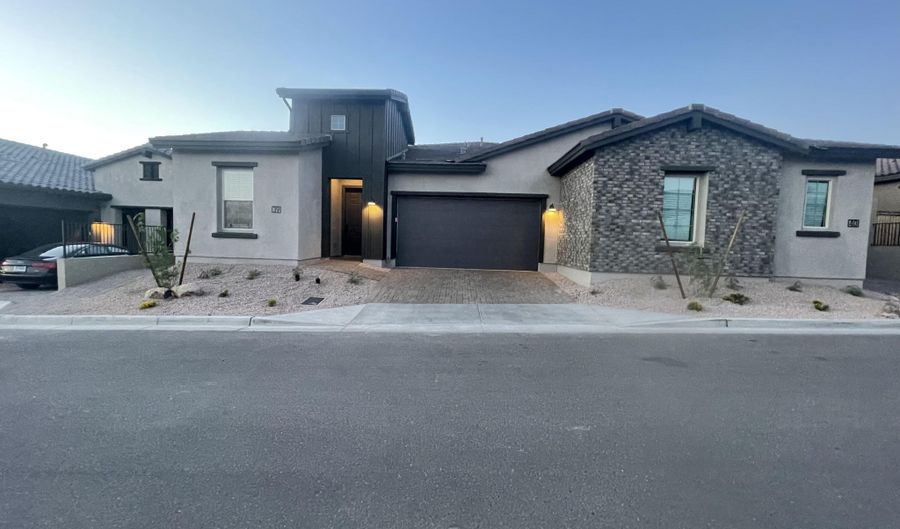 38500 N SCHOOL HOUSE Rd 39, Cave Creek, AZ 85331 - 3 Beds, 2 Bath