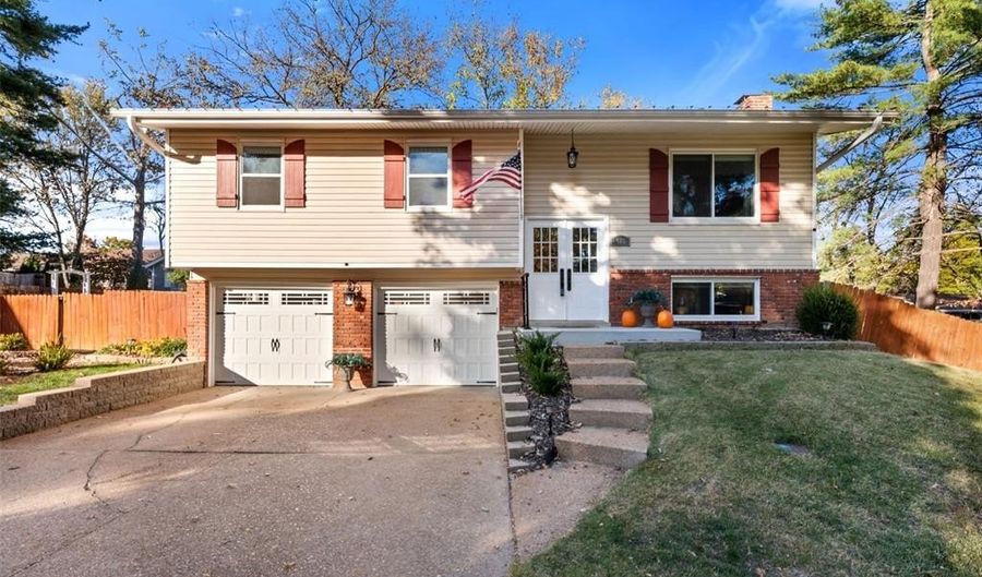 407 Tulsa Ave, Ballwin, MO 63021 - 3 Beds, 2 Bath