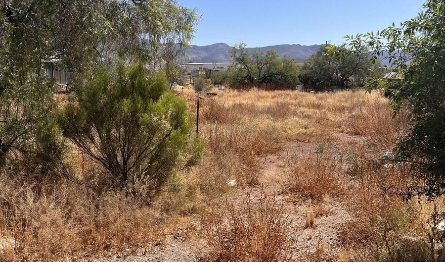 26635 S GRANDVIEW Dr E 19, Congress, AZ 85332 - 0 Beds, 0 Bath