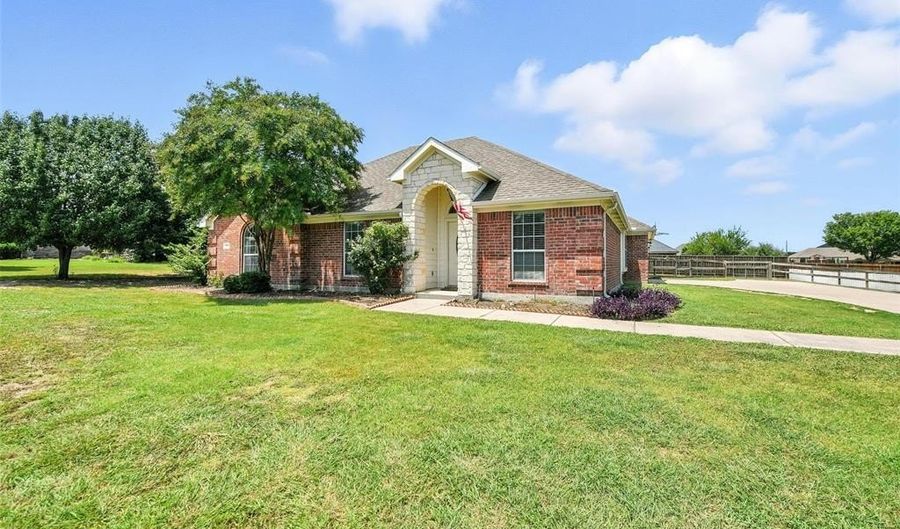113 Shumard Dr, Aledo, TX 76008 - 3 Beds, 2 Bath