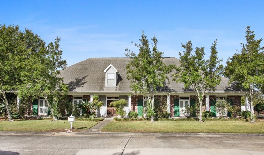 1252 Barbe, Westwego, LA 70094 - 5 Beds, 4 Bath