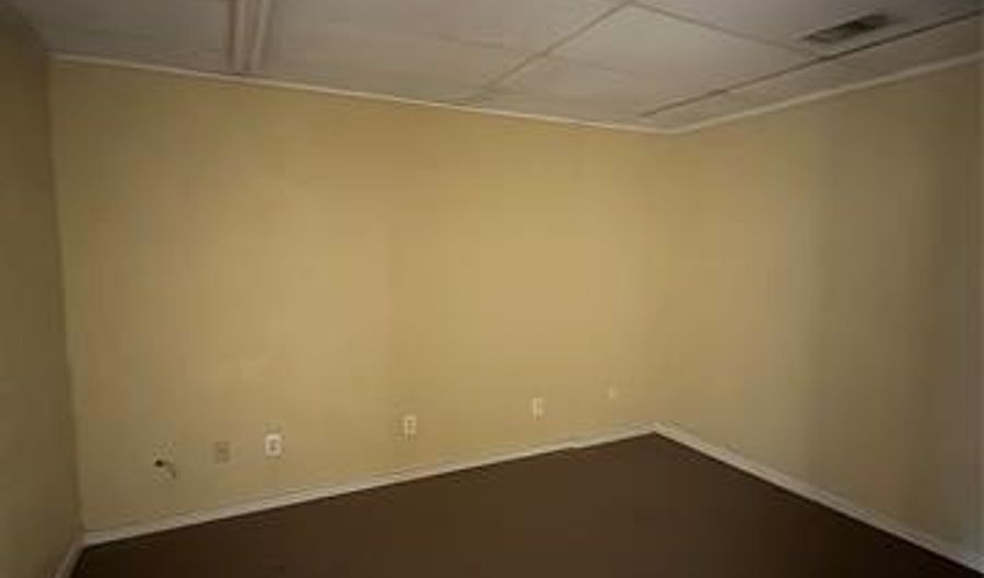 139 SE Cholwell Ave, Bartlesville, OK 74006 - 0 Beds, 0 Bath