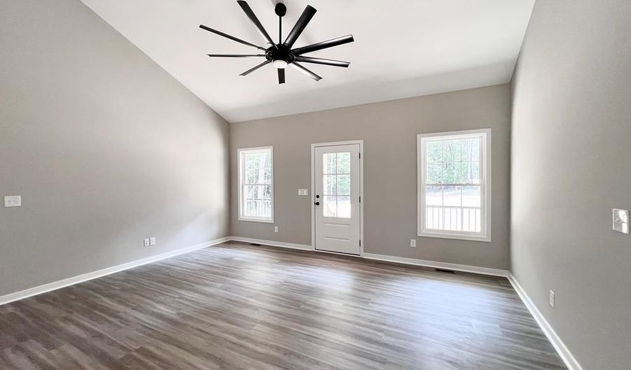 21550 GENITO Rd, Amelia Court House, VA 23002 - 3 Beds, 2 Bath