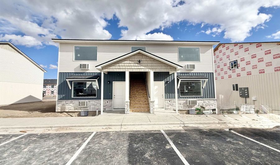 5405 101-202 Park Lawn, Chubbuck, ID 83202 - 8 Beds, 4 Bath