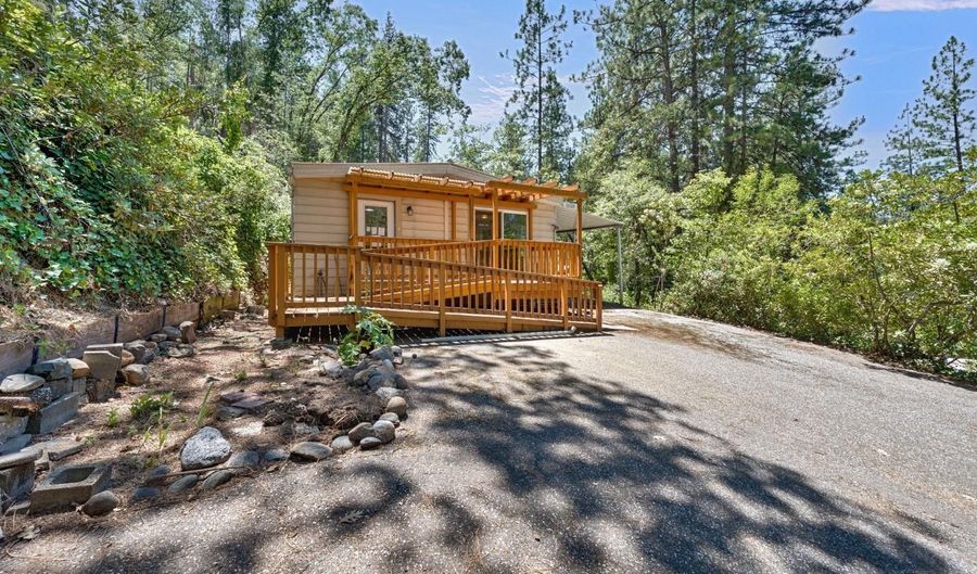 18566 Dunvegan, Applegate, CA 95703 - 2 Beds, 2 Bath