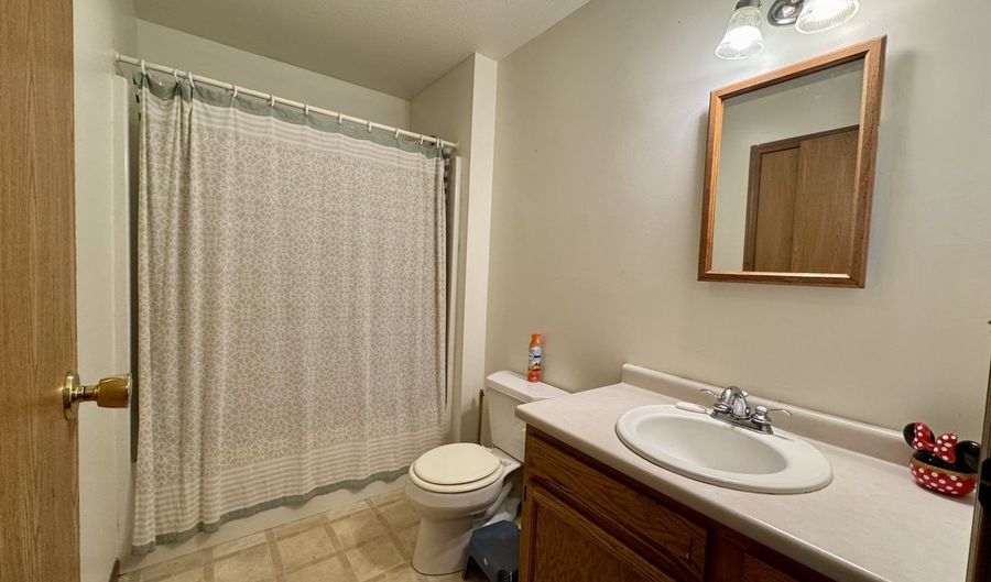 8005 Stonecastle, Athens, OH 45701 - 3 Beds, 2 Bath