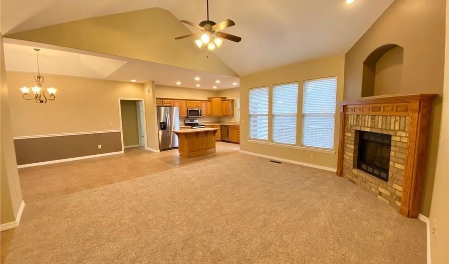 23 Morvan Dr, Bella Vista, AR 72715 - 3 Beds, 2 Bath