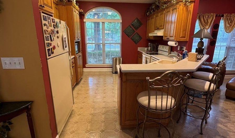 1708 Jimmy St, Adel, GA 31620 - 3 Beds, 2 Bath