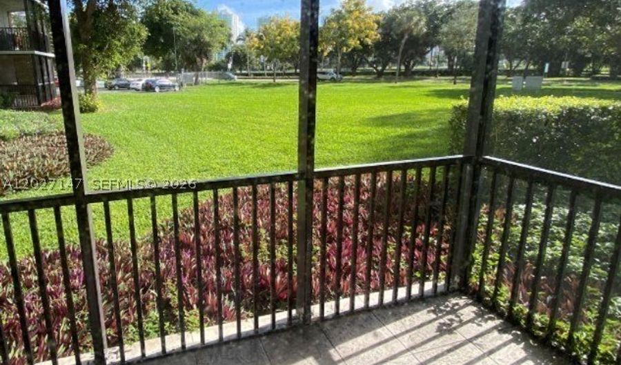 3475 N Country Club Dr 106, Aventura, FL 33180 - 2 Beds, 2 Bath