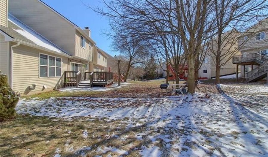 3241 Buckhorn Ct, Ann Arbor, MI 48105 - 4 Beds, 4 Bath