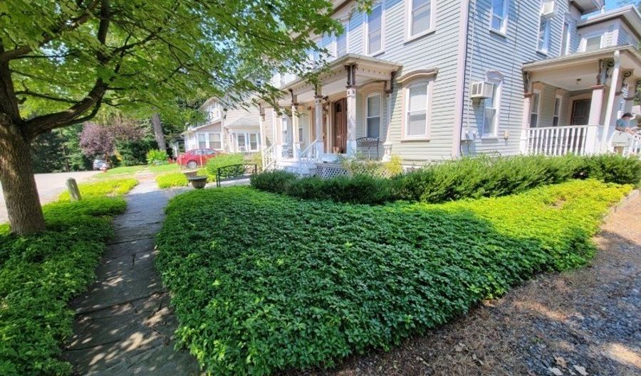 131 4Th St B, White, NJ 07823 - 1 Beds, 1 Bath