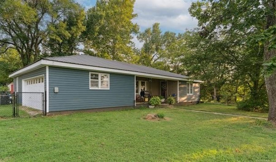 6847 W 390 Rd, Adair, OK 74330 - 2 Beds, 2 Bath