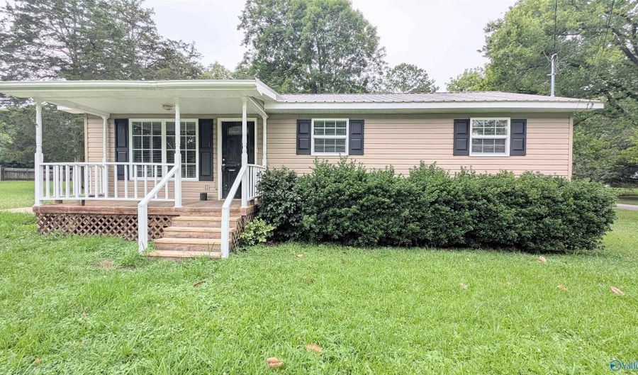 652 Jackson Trl SW, Attalla, AL 35954 - 3 Beds, 1 Bath