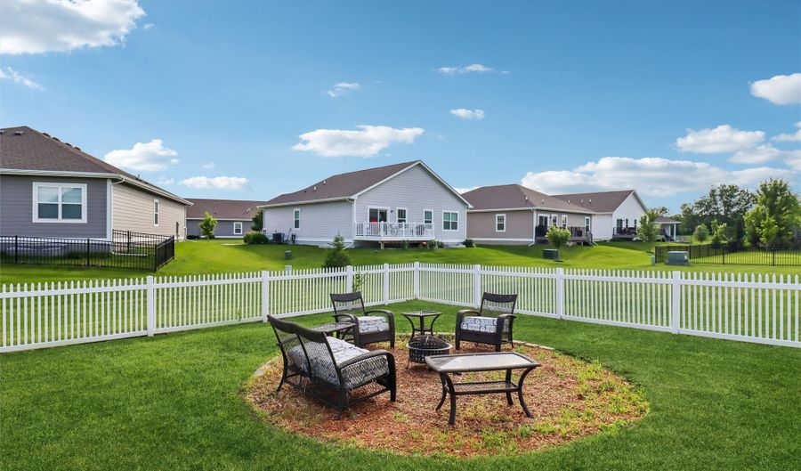 2705 SW 21st Cir, Ankeny, IA 50023 - 5 Beds, 4 Bath
