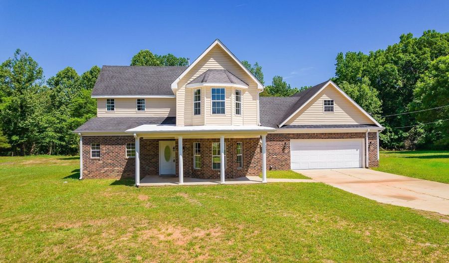 1640 US-Highway 412 E, Beech Bluff, TN 38313 - 4 Beds, 3 Bath