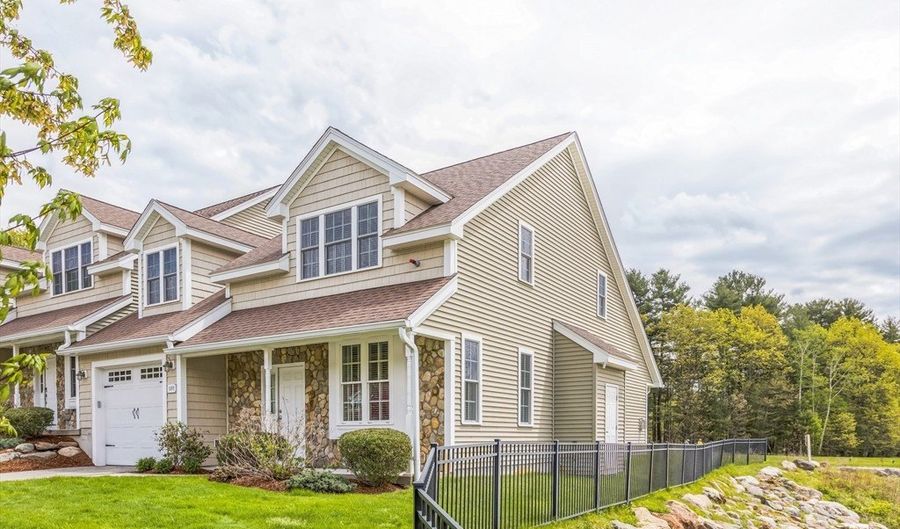 53 Baldwin Rd 1401, Billerica, MA 01821 - 2 Beds, 3 Bath