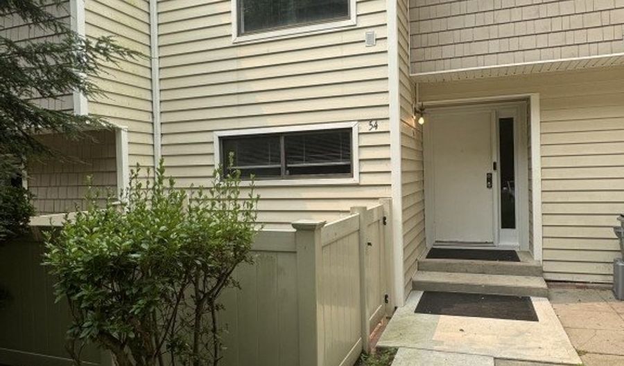 54 Currier Pl 54, Cheshire, CT 06410 - 3 Beds, 3 Bath