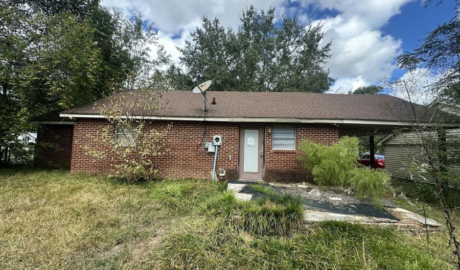 423 Parkwood Ter, Allendale, SC 29810 - 4 Beds, 2 Bath