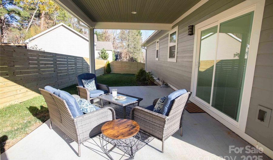 37 S Edgewood Rd, Asheville, NC 28803 - 4 Beds, 3 Bath