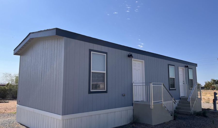 26711 S GRANDVIEW Dr E, Congress, AZ 85332 - 1 Beds, 1 Bath