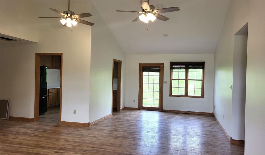104 Leatherwood Creek Ests, Bedford, IN 47421 - 3 Beds, 2 Bath