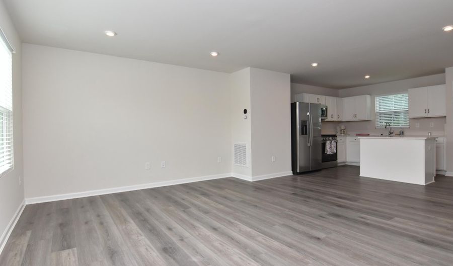 31024 CLEARWATER Dr, Lewes, DE 19958 - 3 Beds, 3 Bath