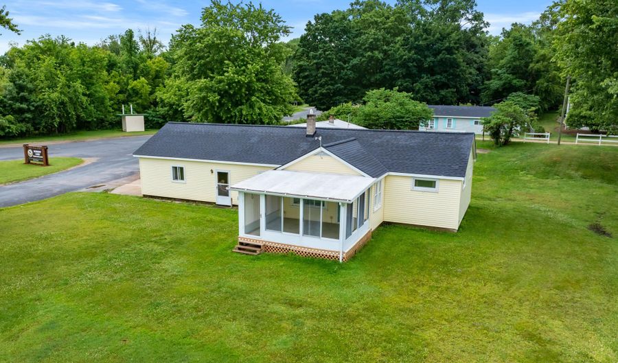 2380 33rd St, Allegan, MI 49010 - 2 Beds, 1 Bath