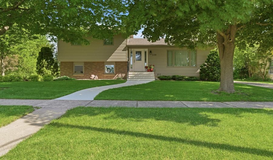 220 N Street E, Amboy, MN 56010 - 4 Beds, 2 Bath