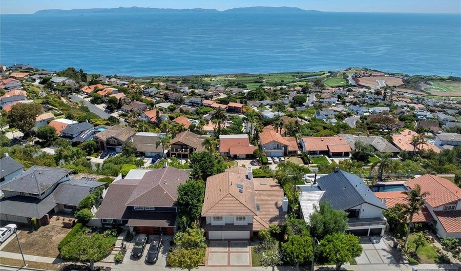 3550 Coolheights Dr, Rancho Palos Verdes, CA 90275 - 4 Beds, 4 Bath