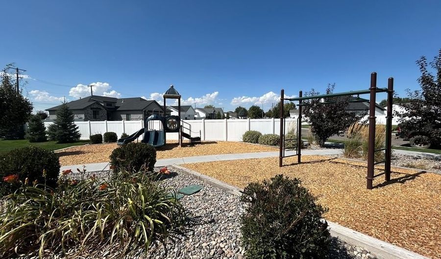 546 Trails End, Idaho Falls, ID 83402 - 3 Beds, 3 Bath