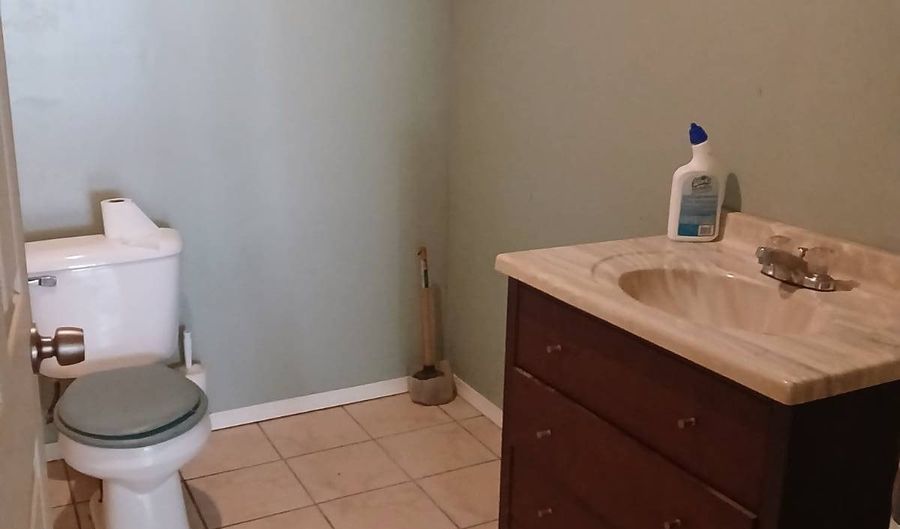 410 NW C St, Antlers, OK 74523 - 2 Beds, 2 Bath